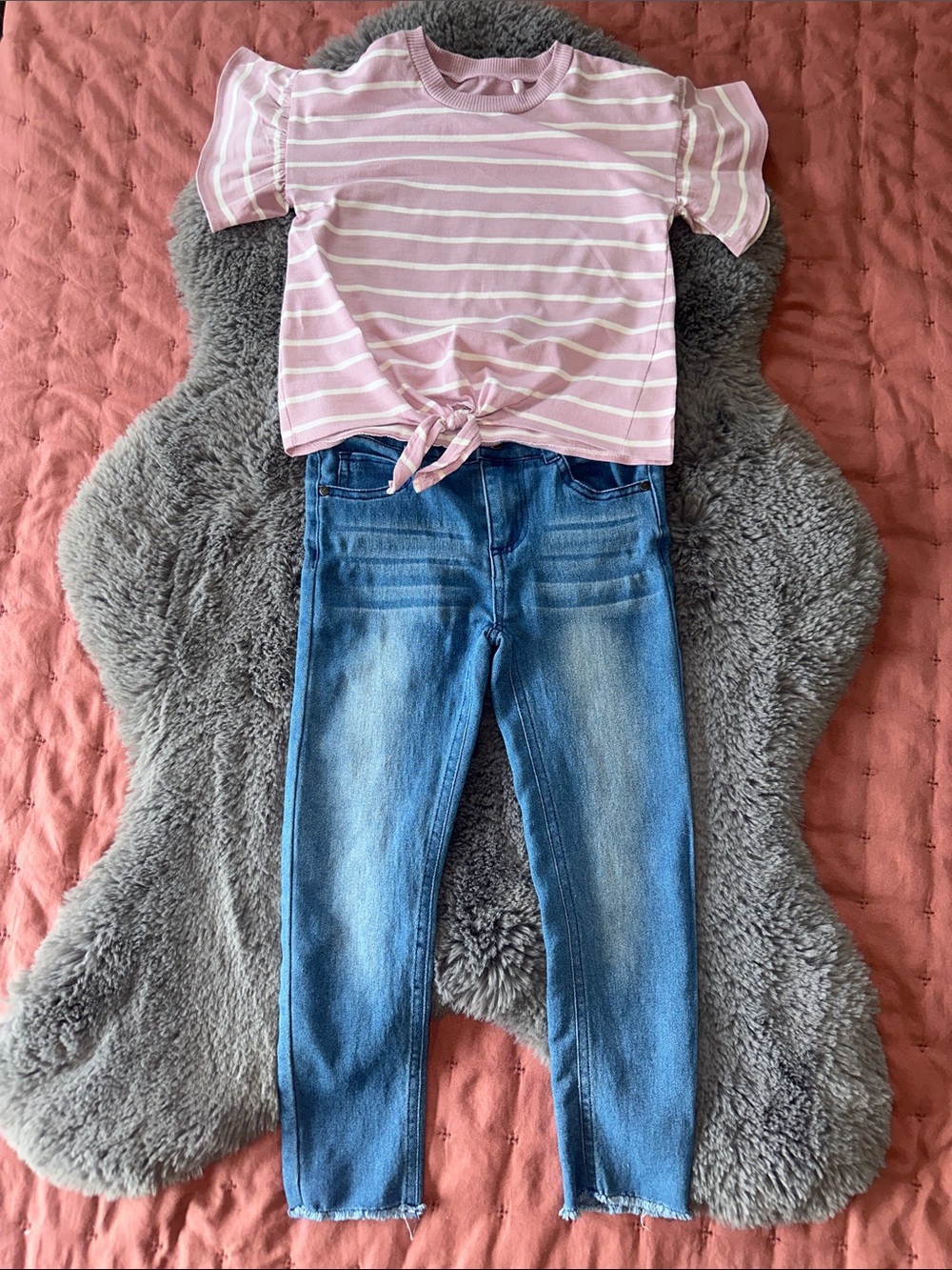 Jessica Simpson Pink & White Striped Tie-Front Top with Blue Denim Jeggings